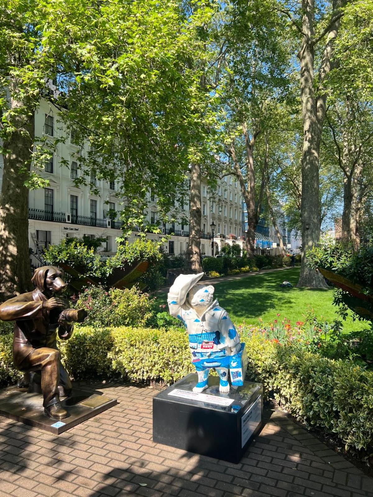 Tudor Court Hotel Londen Buitenkant foto